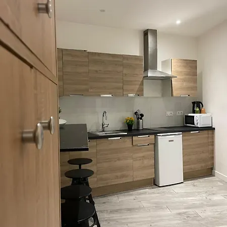 Apartment Large Dans Le 13eme